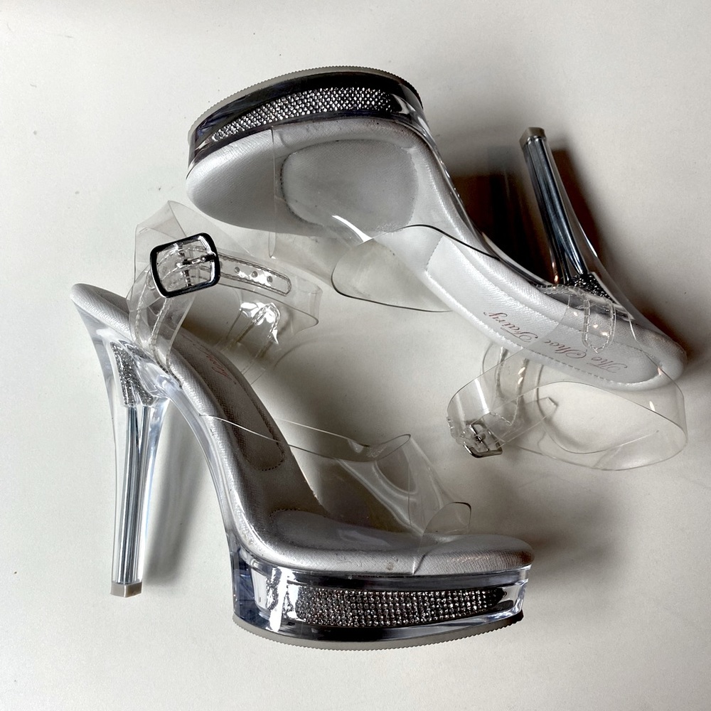 The Shoe Fairy | Goddess Olympian | NPC IFBB Competition Heels